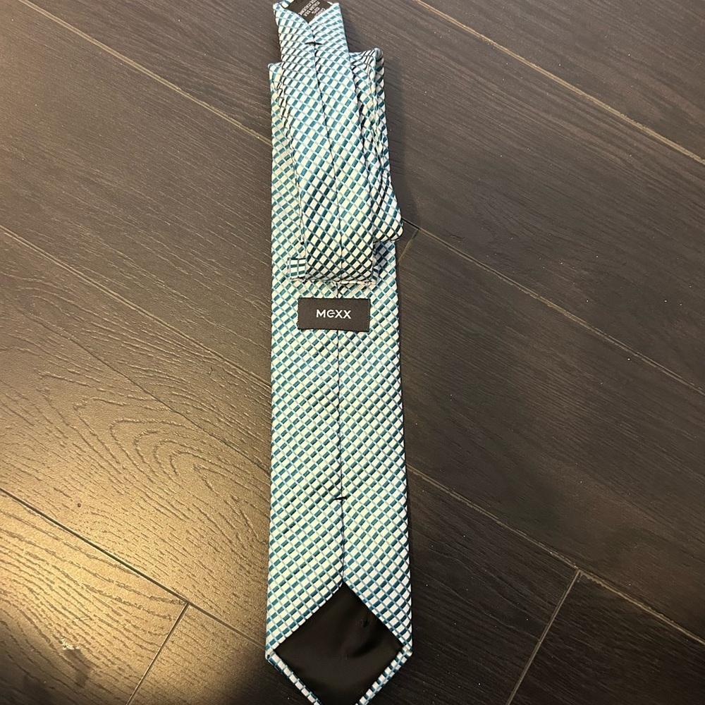 Mexx Men’s Tie | Teal & White Geometric Pattern | Classic Silk Look - Picture 2 of 4